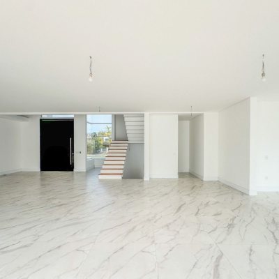 Casa Residencial com 450m², 4 quartos, 4 suítes, 4 garagens, no bairro Jurerê Internacional em Florianópolis