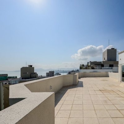 Apartamentos com 122m², 3 quartos, 1 suíte, 1 garagem, no bairro Centro em Florianópolis