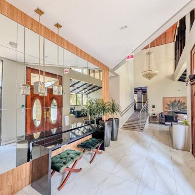 Apartamentos com 122m², 3 quartos, 1 suíte, 1 garagem, no bairro Centro em Florianópolis