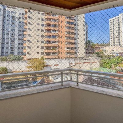 Apartamentos com 122m², 3 quartos, 1 suíte, 1 garagem, no bairro Centro em Florianópolis