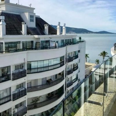 Cobertura com 268m², 3 quartos, 3 suítes, 3 garagens, no bairro Coqueiros em Florianópolis