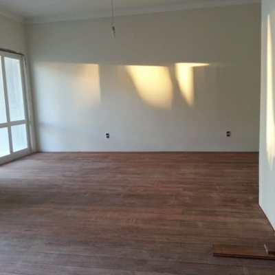 Casa Residencial com 171m², 2 quartos, 2 suítes, 7 garagens, no bairro Cachoeira Do Bom Jesus em Florianópolis