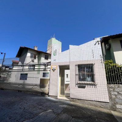 Apartamentos com 47m², 2 quartos, 1 garagem, no bairro Estreito em Florianópolis
