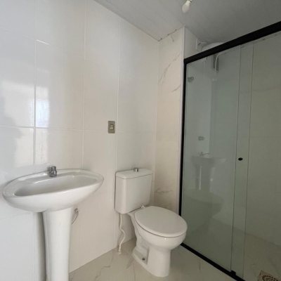 Apartamentos com 47m², 2 quartos, 1 garagem, no bairro Estreito em Florianópolis