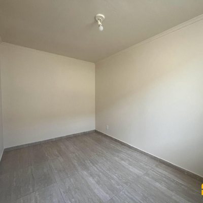 Apartamentos com 47m², 2 quartos, 1 garagem, no bairro Estreito em Florianópolis