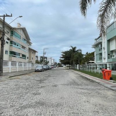 Apartamentos com 114m², 3 quartos, 1 suíte, 2 garagens, no bairro Ingleses do Rio Vermelho em Florianópolis
