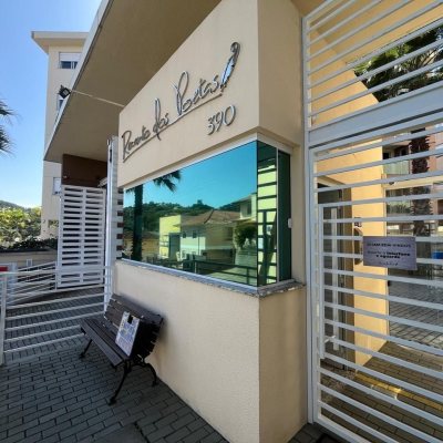 Apartamentos com 48m², 1 quarto, 1 suíte, 1 garagem, no bairro Praia Comprida em São José