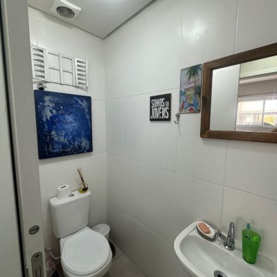 Apartamentos com 48m², 1 quarto (sendo 1 suíte), 1 garagem, no bairro Praia Comprida em São José