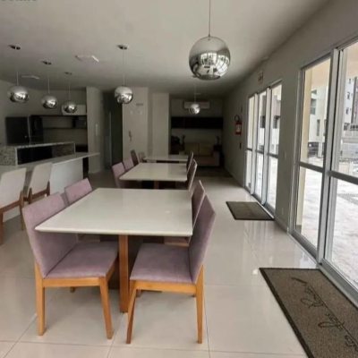 Apartamentos com 48m², 1 quarto, 1 suíte, 1 garagem, no bairro Praia Comprida em São José