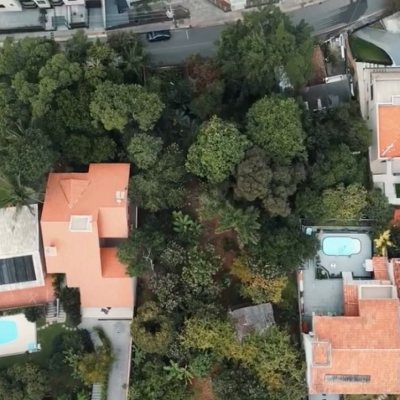 Terreno Comercial/Residencial com 1427m², no bairro Coqueiros em Florianópolis