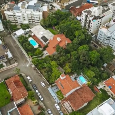 Terreno Comercial/Residencial com 1427m², no bairro Coqueiros em Florianópolis