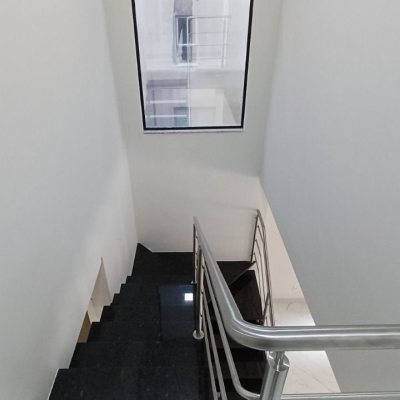 Casa Residencial com 87m², 3 quartos, 1 suíte, 2 garagens, no bairro Canasvieiras em Florianópolis