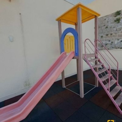 Apartamentos com 77m², 3 quartos, 1 suíte, 2 garagens, no bairro Costeira Do Pirajubaé em Florianópolis