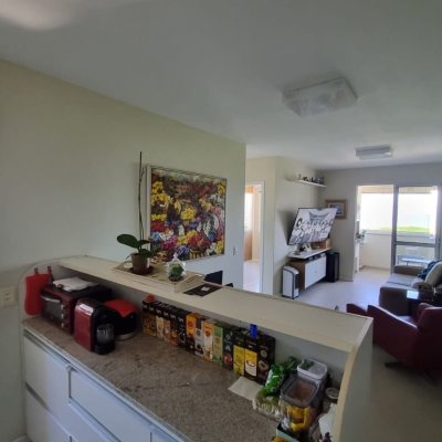 Apartamentos com 77m², 3 quartos, 1 suíte, 2 garagens, no bairro Costeira Do Pirajubaé em Florianópolis