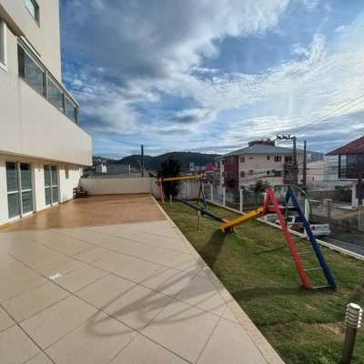 Apartamentos com 69m², 2 quartos, 1 suíte, 1 garagem, no bairro Bela Vista em São José
