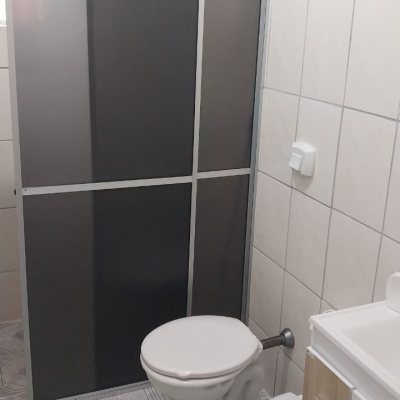 Casa Residencial com 300m², 4 quartos, 4 garagens, no bairro Carianos em Florianópolis