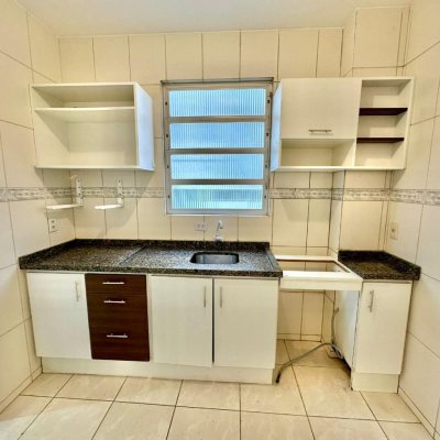 Apartamentos com 70m², 2 quartos, 1 garagem, no bairro Carvoeira em Florianópolis