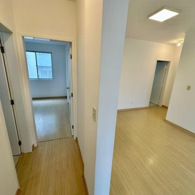 Apartamentos com 70m², 2 quartos, 1 garagem, no bairro Carvoeira em Florianópolis