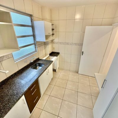 Apartamentos com 70m², 2 quartos, 1 garagem, no bairro Carvoeira em Florianópolis