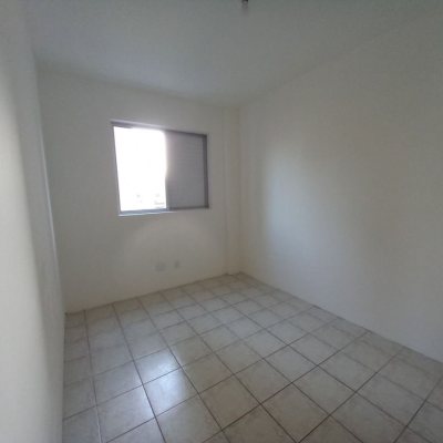 Apartamentos com 80m², 2 quartos, 1 garagem, no bairro Centro em Florianópolis