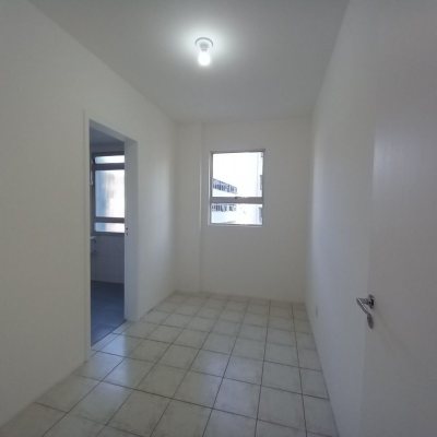 Apartamentos com 80m², 2 quartos, 1 garagem, no bairro Centro em Florianópolis