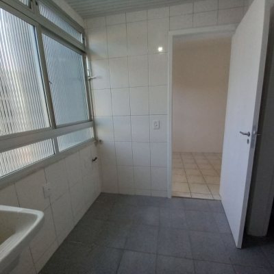 Apartamentos com 80m², 2 quartos, 1 garagem, no bairro Centro em Florianópolis