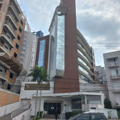 Sala com 34m², 1 garagem, no bairro Coqueiros em Florianópolis