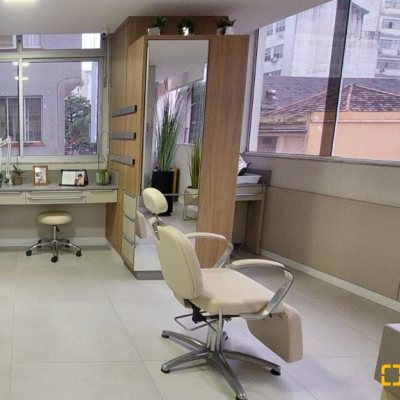 Sala com 212m², no bairro Centro em Florianópolis