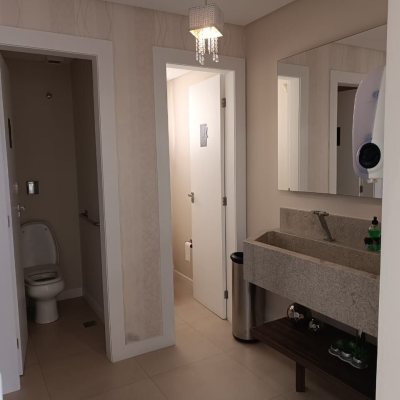 Apartamentos com 122m², 3 quartos, 1 suíte, 1 garagem, no bairro Centro em Florianópolis