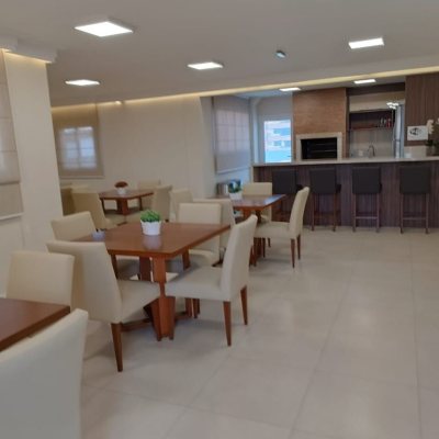 Apartamentos com 122m², 3 quartos, 1 suíte, 1 garagem, no bairro Centro em Florianópolis