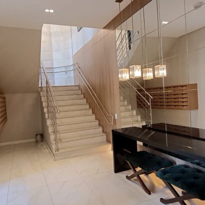 Apartamentos com 122m², 3 quartos, 1 suíte, 1 garagem, no bairro Centro em Florianópolis