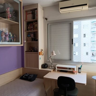 Apartamentos com 122m², 3 quartos, 1 suíte, 1 garagem, no bairro Centro em Florianópolis