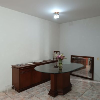 Apartamentos com 122m², 3 quartos, 1 suíte, 1 garagem, no bairro Centro em Florianópolis