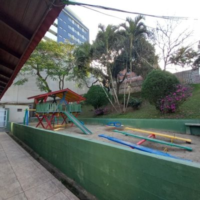 Apartamentos com 58m², 2 quartos, 1 garagem, no bairro Estreito em Florianópolis