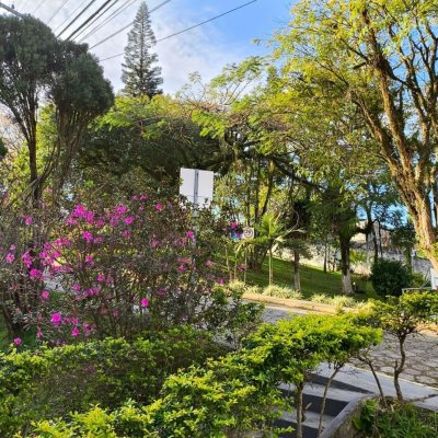 Apartamentos com 58m², 2 quartos, 1 garagem, no bairro Estreito em Florianópolis