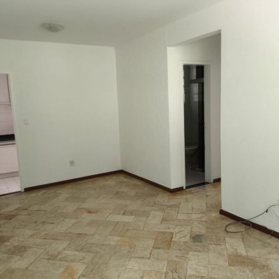 Apartamentos com 58m², 2 quartos, 1 garagem, no bairro Estreito em Florianópolis