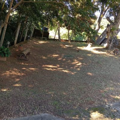 Casa Residencial com 15600m², 3 quartos, 1 suíte, 2 garagens, no bairro Ribeirão Da Ilha em Florianópolis