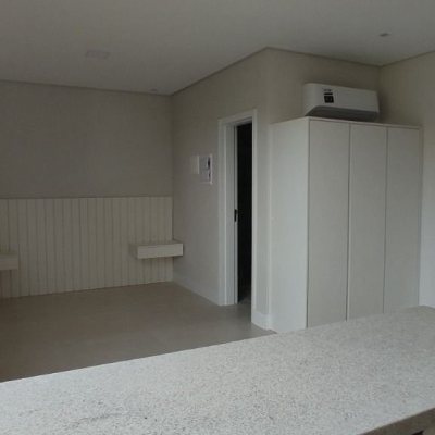Studio Residencial com 31m², 1 quarto, 1 garagem, no bairro Santo Antônio De Lisboa em Florianópolis
