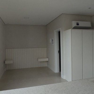Studio Residencial com 31m², 1 quarto, 1 garagem, no bairro Santo Antônio De Lisboa em Florianópolis