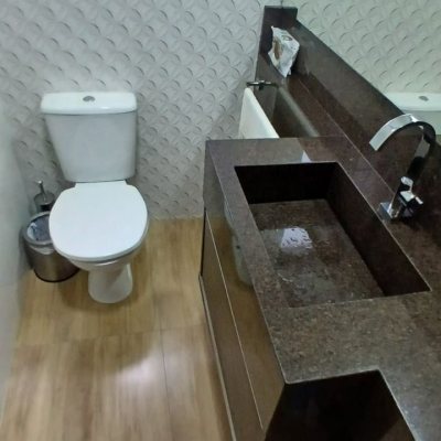 Casa Residencial com 271m², 3 quartos, 1 suíte, 2 garagens, no bairro Serraria em São José