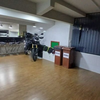 Casa Residencial com 271m², 3 quartos, 1 suíte, 2 garagens, no bairro Serraria em São José