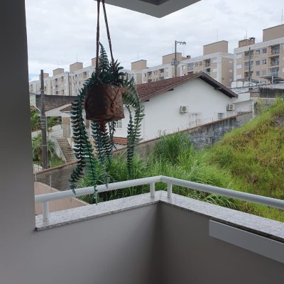 Apartamentos com 63m², 2 quartos, 1 garagem, no bairro Serraria em São José