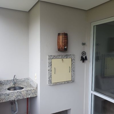 Apartamentos com 63m², 2 quartos, 1 garagem, no bairro Serraria em São José