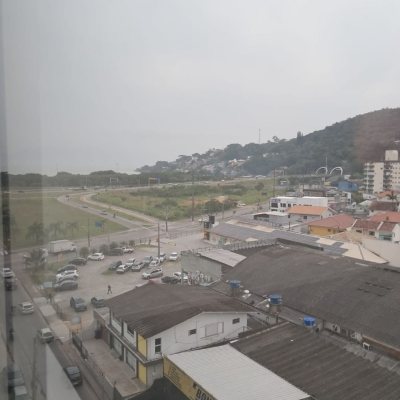 Sala com 38m², 1 garagem, no bairro Saco Dos Limões em Florianópolis