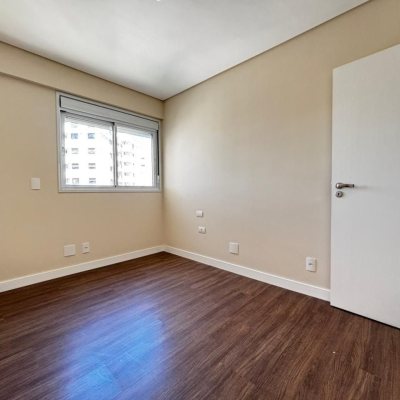 Apartamentos com 170m², 4 quartos, 2 suítes, 3 garagens, no bairro Itacorubi em Florianópolis