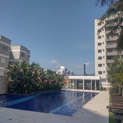 Apartamentos com 170m², 4 quartos, 2 suítes, 3 garagens, no bairro Itacorubi em Florianópolis
