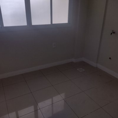 Apartamentos com 170m², 4 quartos, 2 suítes, 3 garagens, no bairro Itacorubi em Florianópolis