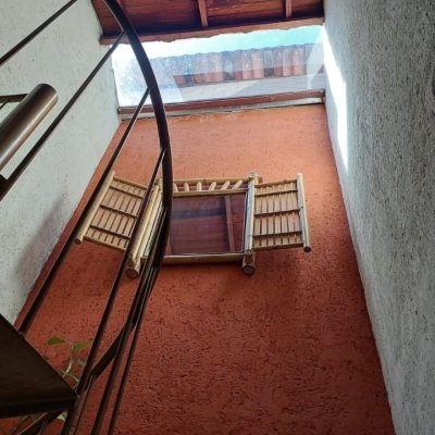 Casa Residencial com 160m², 2 quartos, 2 suítes, 2 garagens, no bairro Rio Tavares em Florianópolis