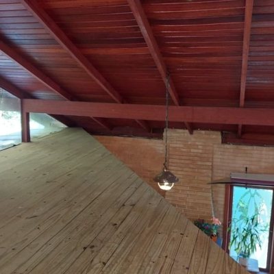 Casa Residencial com 160m², 2 quartos, 2 suítes, 2 garagens, no bairro Rio Tavares em Florianópolis