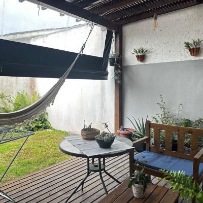 Casa Residencial com 117m², 3 quartos, 1 suíte, 2 garagens, no bairro Campeche em Florianópolis